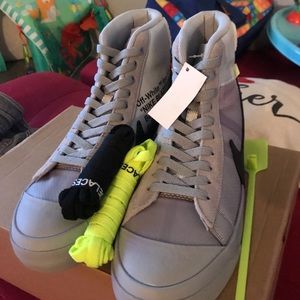 Nike Blazer Mid Off White Wolf Grey Serena Queen